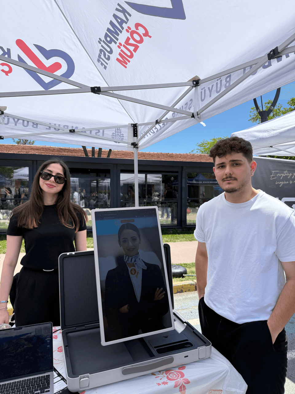 StartUp MockUp - SUMU